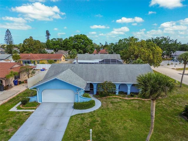 6004 10TH AVE W, Bradenton, FL 34209