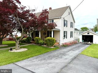239 S ALLISON STREET, Greencastle, PA 17225