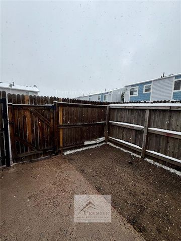 26 Murray Heights Drive, Colorado Springs, CO 80916