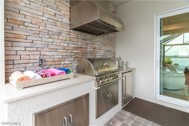 14486 Blue Bay CIR, Estero, FL 33928