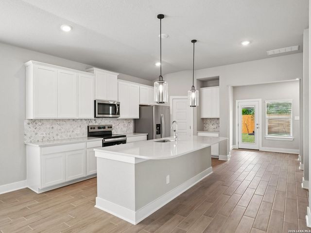 2024 SOUTHERLAND TRL, Marion, TX 78124
