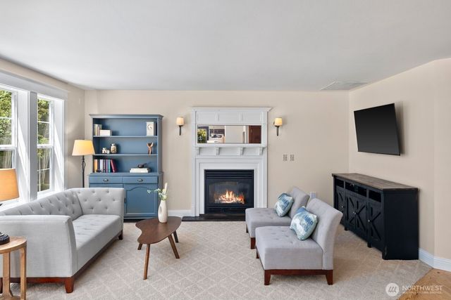 14716 180th Avenue NW, Gig Harbor, WA 98329