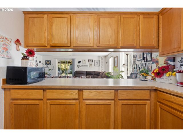 245 Se WILDWOOD Way, Myrtle Creek, OR 97457