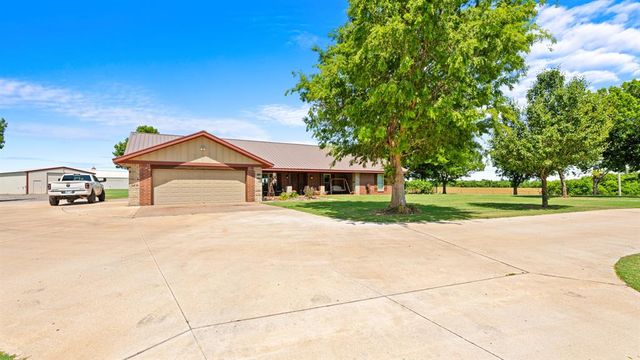 15025 SW 59th Street, Yukon, OK 73099