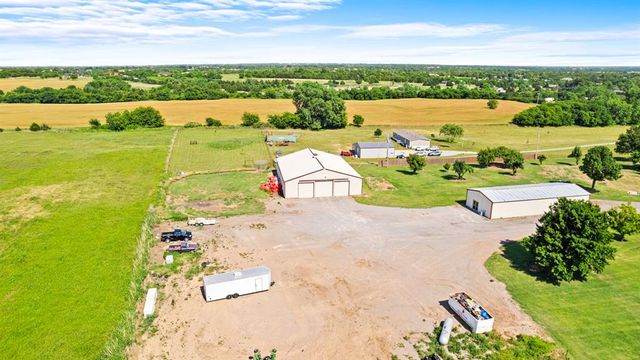 15025 SW 59th Street, Yukon, OK 73099