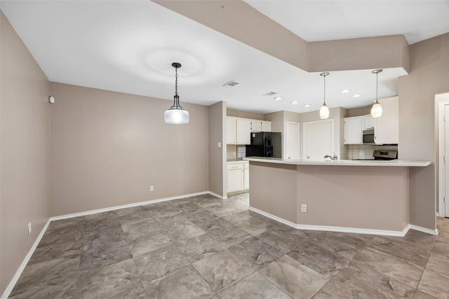 716 Ashbrook Drive, Desoto, TX 75115