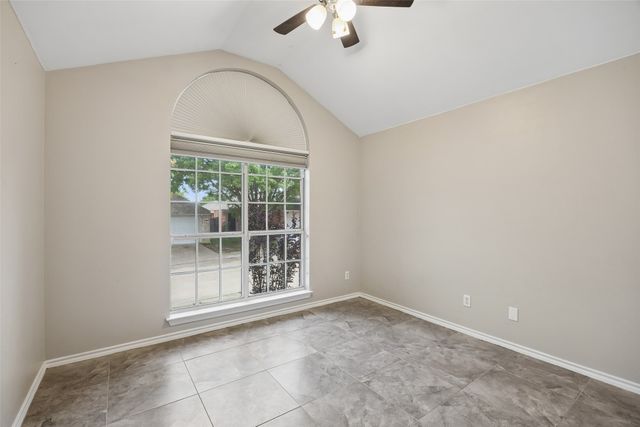 716 Ashbrook Drive, Desoto, TX 75115