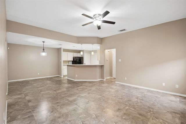 716 Ashbrook Drive, Desoto, TX 75115