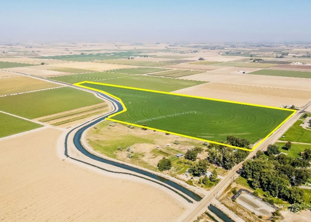 22841 Farmway Rd, Caldwell, ID 83607 photo 2