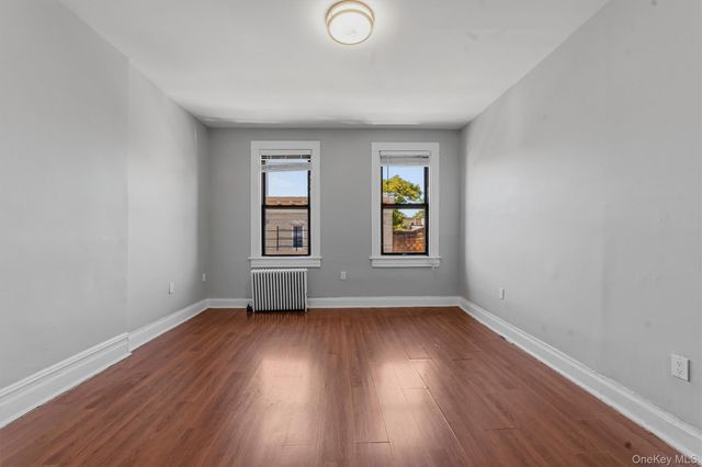 158 Willow Street 4B, Yonkers, NY 10701