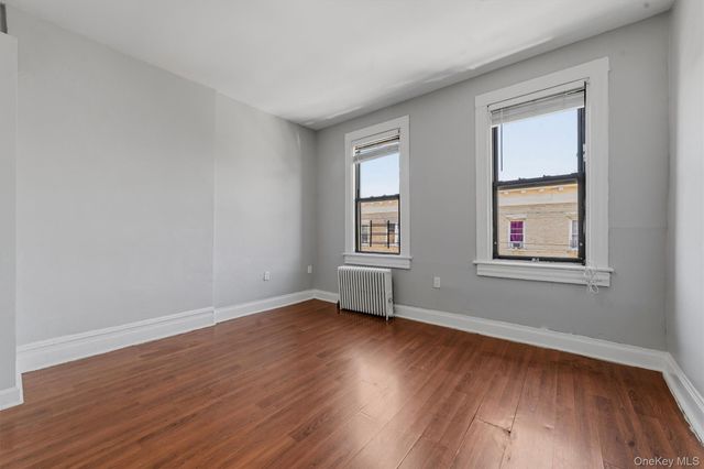 158 Willow Street 4B, Yonkers, NY 10701