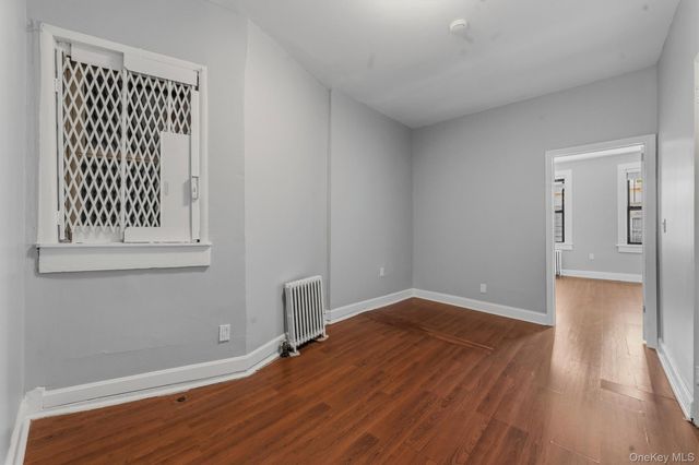 158 Willow Street 4B, Yonkers, NY 10701