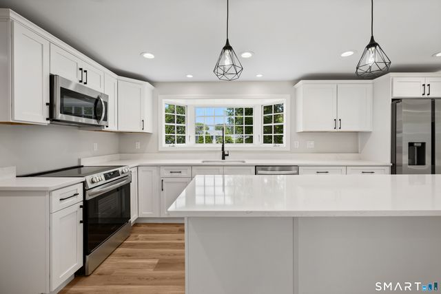 64 Red Top Drive, West Hartford, CT 06110