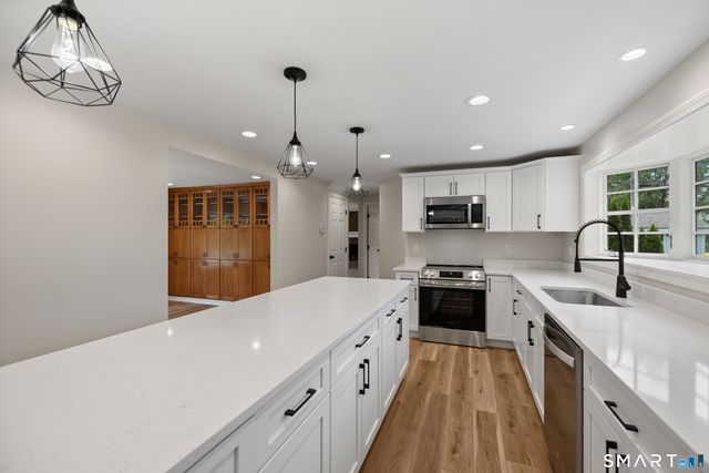 64 Red Top Drive, West Hartford, CT 06110
