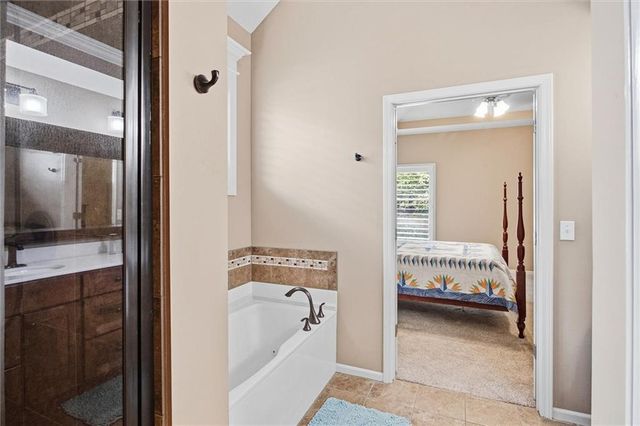 18299 W 155th Terrace, Olathe, KS 66062