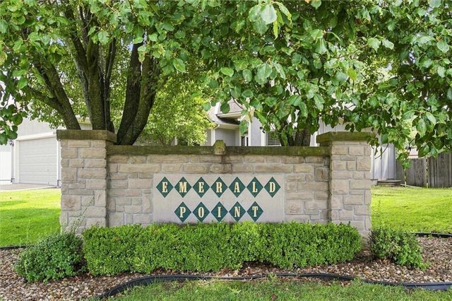 18299 W 155th Terrace, Olathe, KS 66062