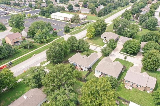 18299 W 155th Terrace, Olathe, KS 66062