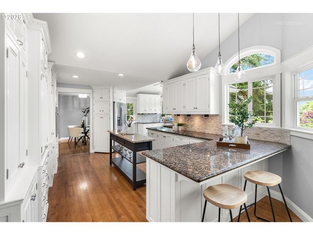 14775 Sw SUNSET Blvd, Sherwood, OR 97140