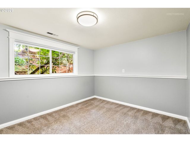 14775 Sw SUNSET Blvd, Sherwood, OR 97140