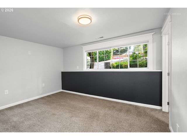14775 Sw SUNSET Blvd, Sherwood, OR 97140