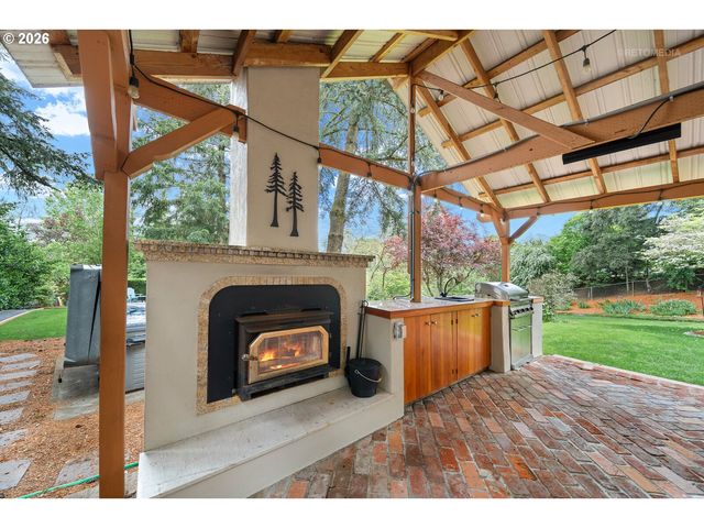 14775 Sw SUNSET Blvd, Sherwood, OR 97140