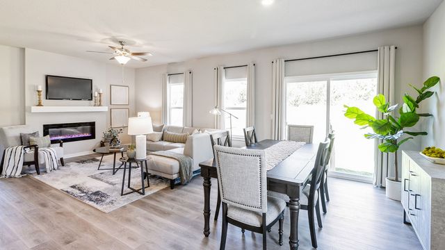 4723 173rd Street, Urbandale, IA 50322