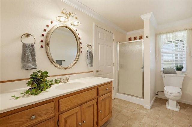 14485 Burlington Pkwy, Penn Valley, CA 95946