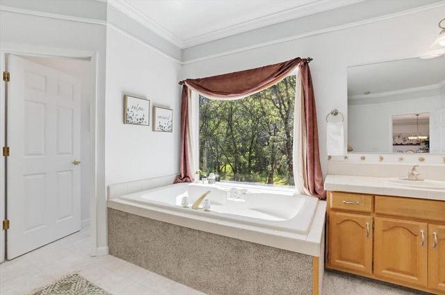 14485 Burlington Pkwy, Penn Valley, CA 95946