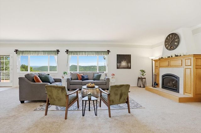 14485 Burlington Pkwy, Penn Valley, CA 95946