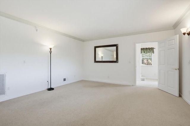 14485 Burlington Pkwy, Penn Valley, CA 95946