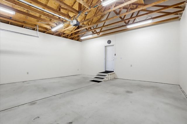 14485 Burlington Pkwy, Penn Valley, CA 95946