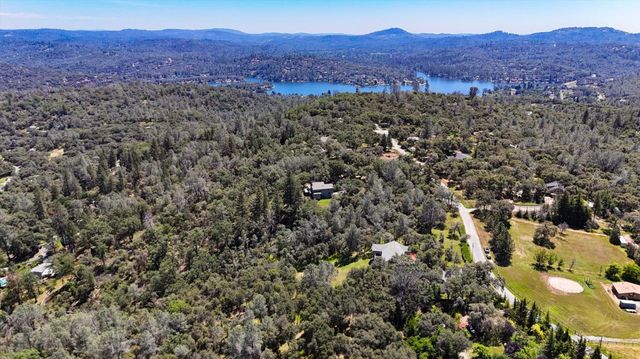14485 Burlington Pkwy, Penn Valley, CA 95946