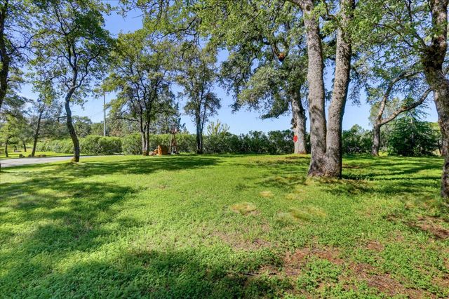 14485 Burlington Pkwy, Penn Valley, CA 95946