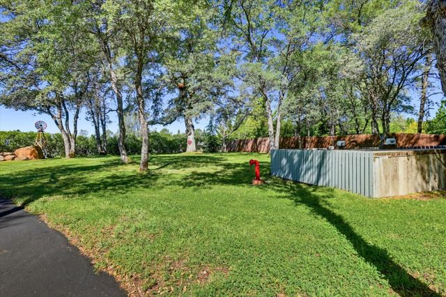 14485 Burlington Pkwy, Penn Valley, CA 95946