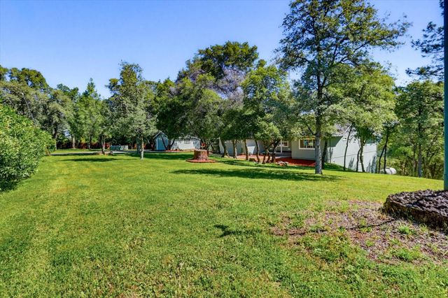 14485 Burlington Pkwy, Penn Valley, CA 95946