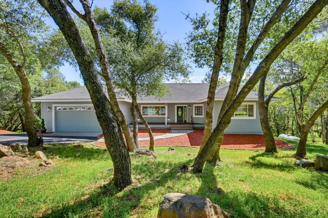 14485 Burlington Pkwy, Penn Valley, CA 95946