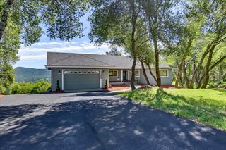 14485 Burlington Pkwy, Penn Valley, CA 95946