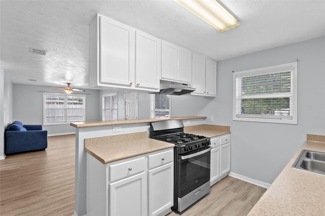 1308 Celias Dream, Bryan, TX 77803
