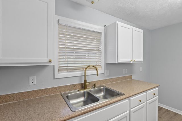 1308 Celias Dream, Bryan, TX 77803