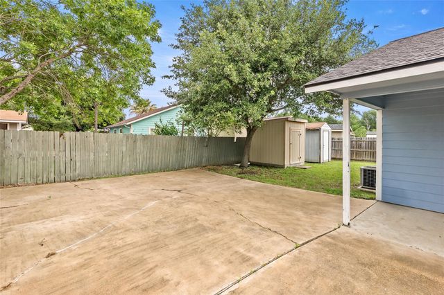 1308 Celias Dream, Bryan, TX 77803