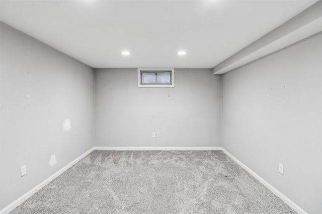 3901 Bowdoin Street, Des Moines, IA 50313