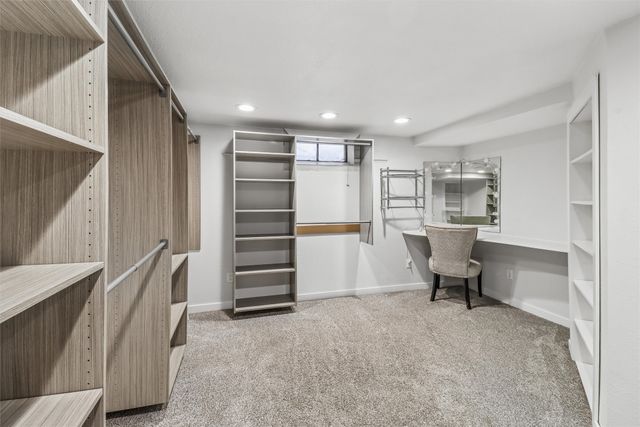 3901 Bowdoin Street, Des Moines, IA 50313