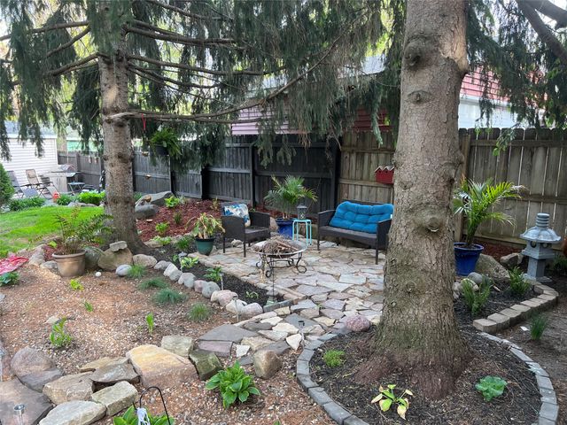 3901 Bowdoin Street, Des Moines, IA 50313