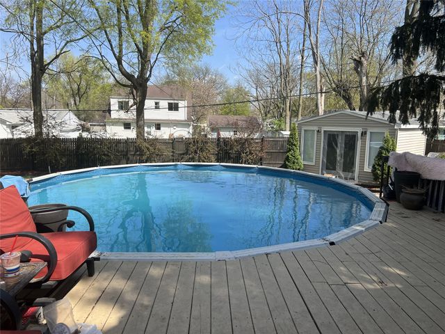 3901 Bowdoin Street, Des Moines, IA 50313