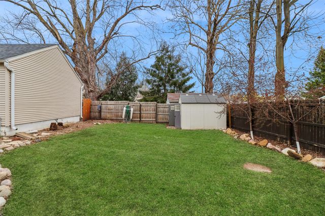 3901 Bowdoin Street, Des Moines, IA 50313