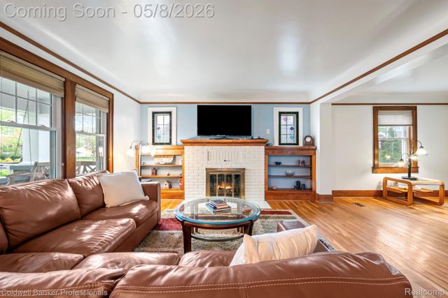 917 Simpson Street, Plymouth, MI 48170