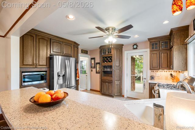 917 Simpson Street, Plymouth, MI 48170