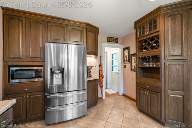 917 Simpson Street, Plymouth, MI 48170