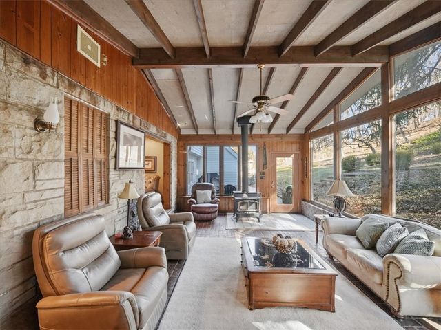 5971 Cherryview Ln, Bethel Park, PA 15102