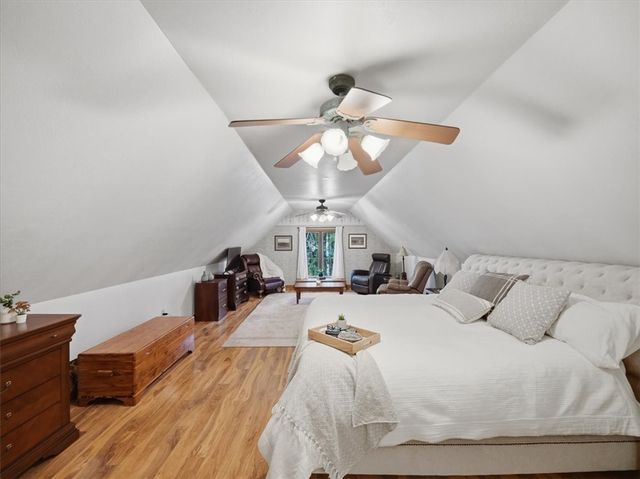 5971 Cherryview Ln, Bethel Park, PA 15102